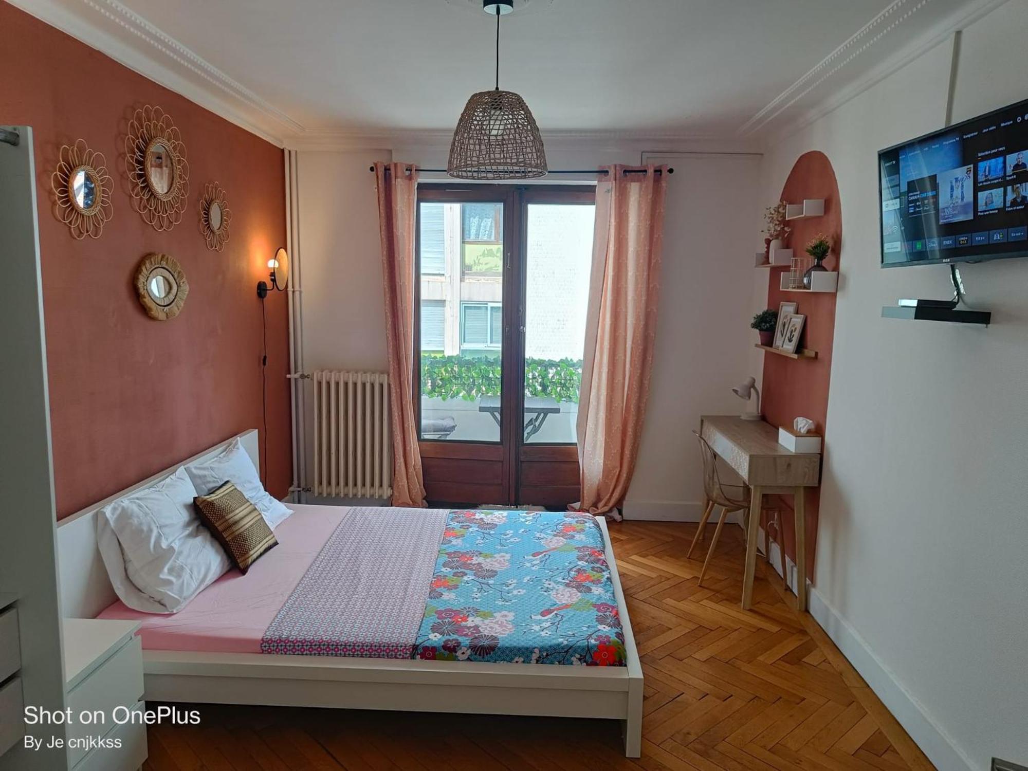 Belle Chambre D'Hote Avec Balcon Prive - 3 Mins Gare Annemasse - Geneve Acces Direct Bagian luar foto