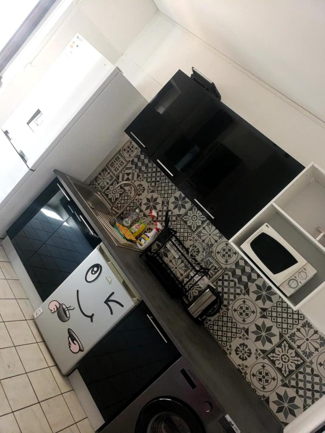 Belle Chambre D'Hote Avec Balcon Prive - 3 Mins Gare Annemasse - Geneve Acces Direct Bagian luar foto